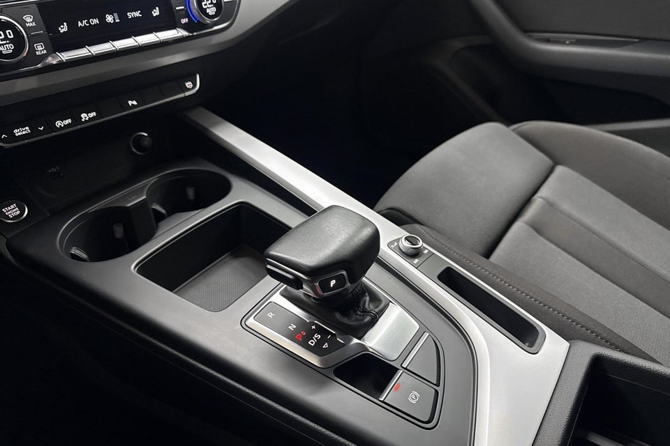 Audi A4 40 TFSi S-line plus Avant S-tr. 5d