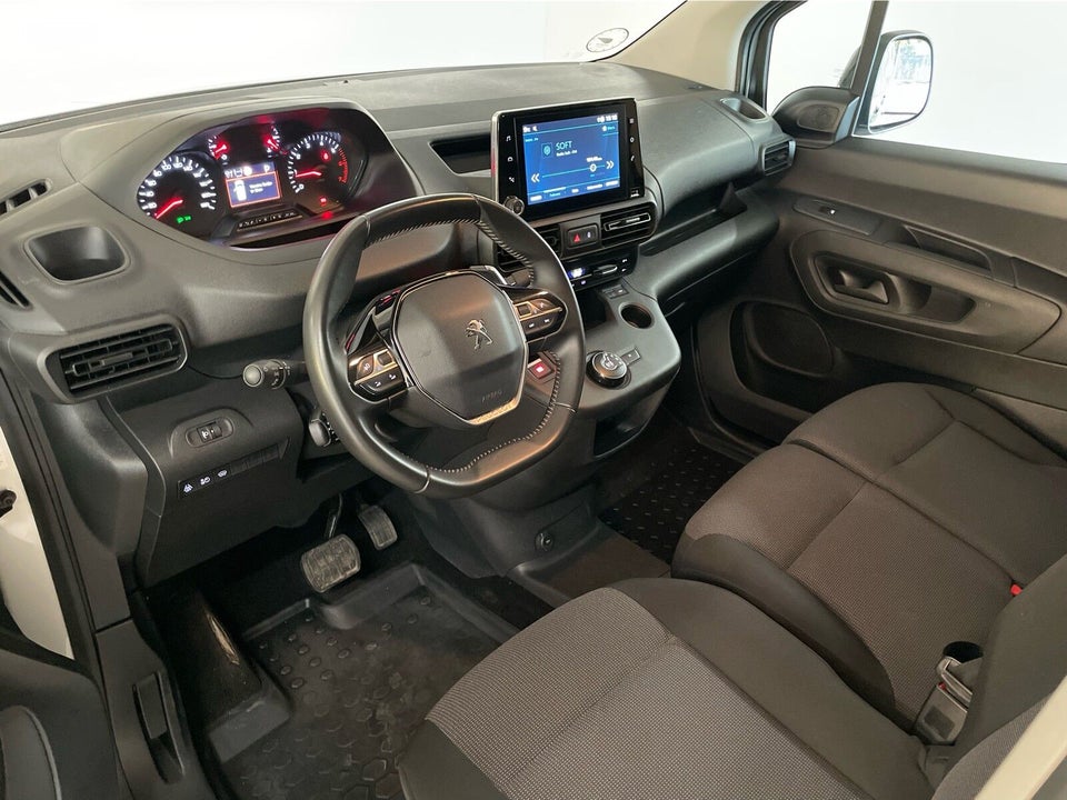 Peugeot Partner 1,5 BlueHDi 130 L2V2 Ultimate EAT8 Van