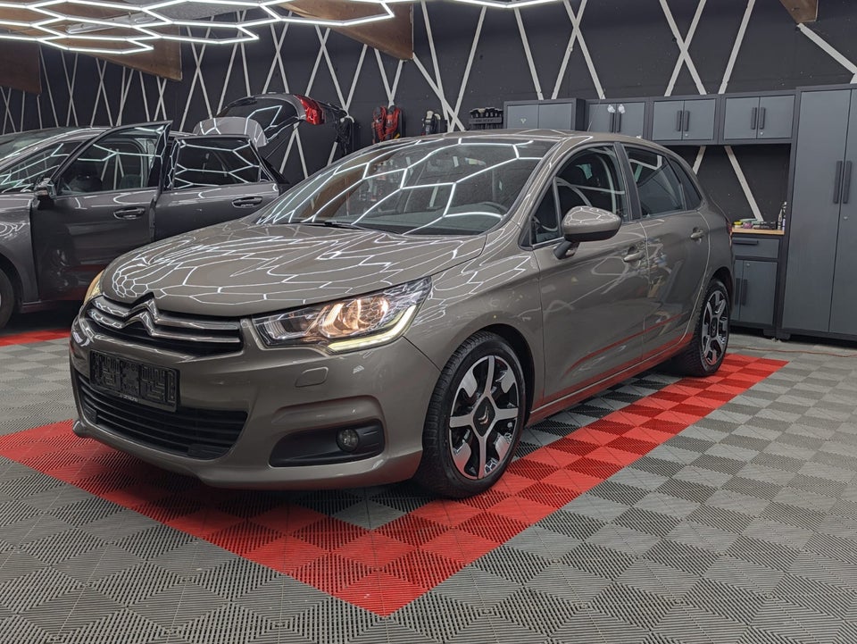 Citroën C4 1,6 BlueHDi 120 Challenge EAT6 5d