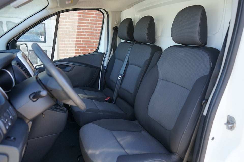 Renault Trafic T29 2,0 dCi 120 L2H1