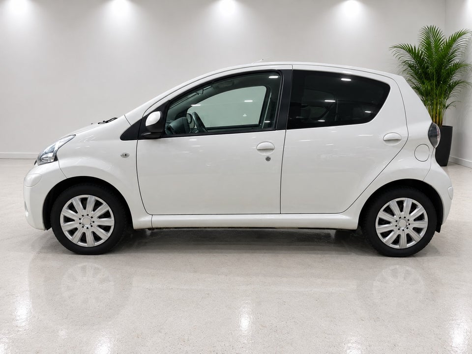 Toyota Aygo 1,0 VVT-i T1 5d
