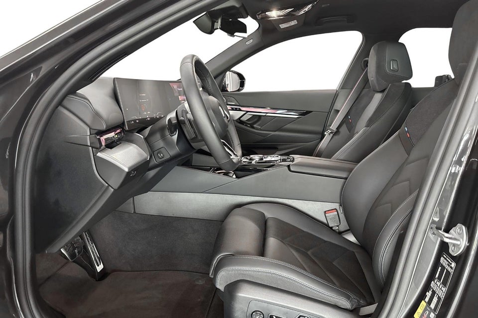BMW i5 eDrive40 Touring Fully Charged M-Sport 5d