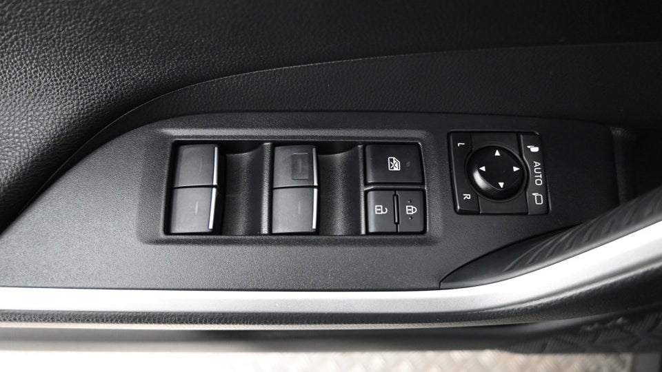 Toyota RAV4 2,5 Plug-in Hybrid H3 Premium AWD-i 5d