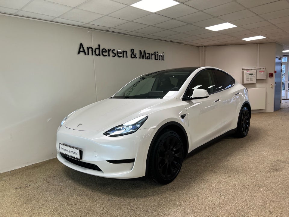 Tesla Model Y RWD 5d