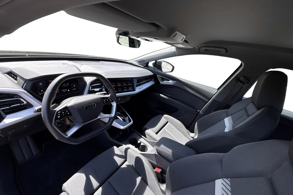 Audi Q4 e-tron 45 Progress 5d