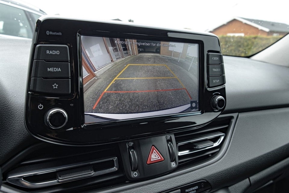 Hyundai i30 1,0 T-GDi Essential stc. 5d