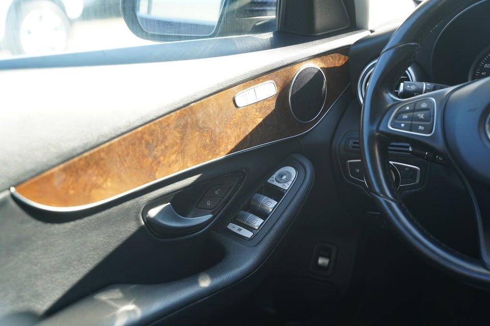 Mercedes C200 2,0 Avantgarde stc. aut. 5d