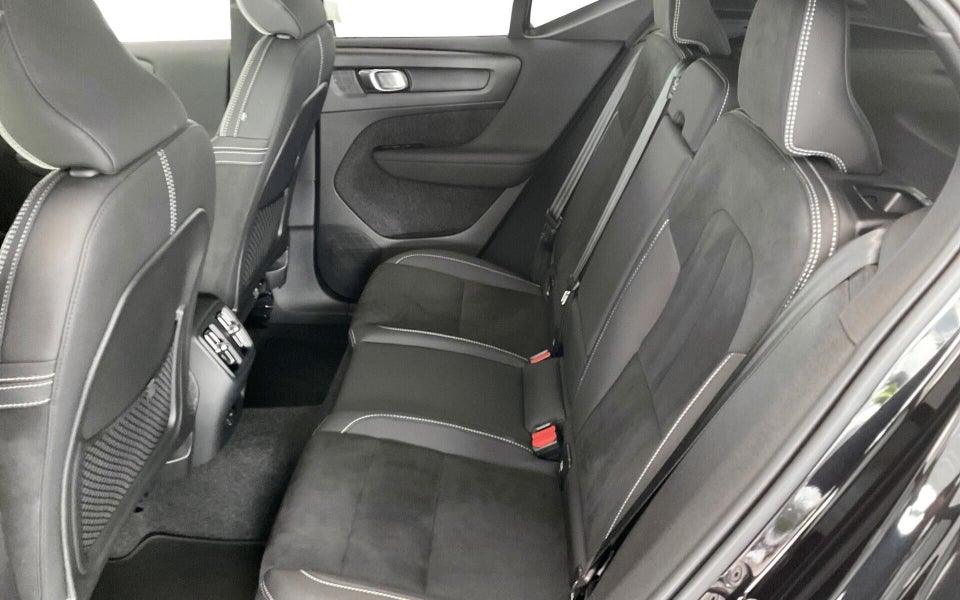 Volvo EX40 Extended Range Ultra 5d