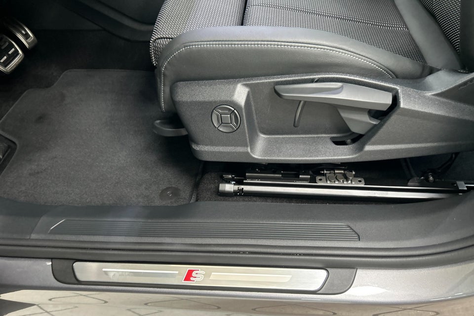 Audi Q4 e-tron 45 S-line Edition 5d