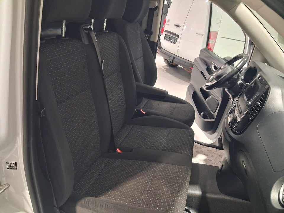 Mercedes Vito 114 2,0 CDi Kassevogn aut. L RWD