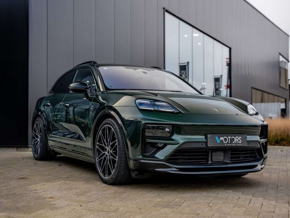 Porsche Macan Turbo 5d