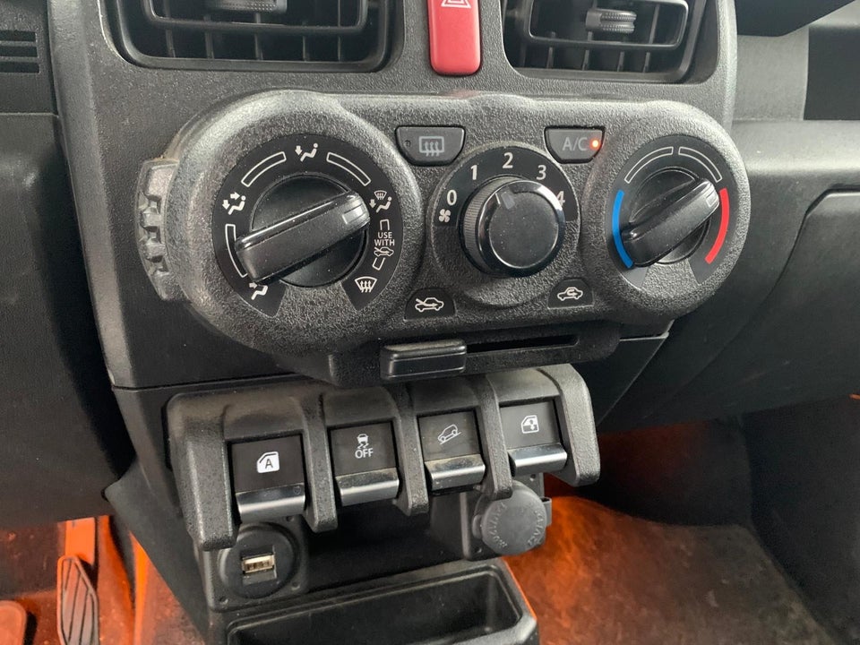 Suzuki Jimny 1,5 Adventure AllGrip 3d