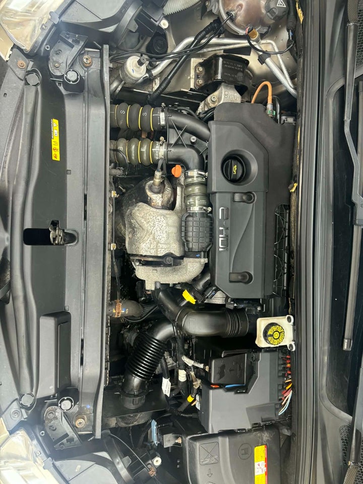 Citroën C4 1,6 e-HDi 112 Seduction E6G 5d