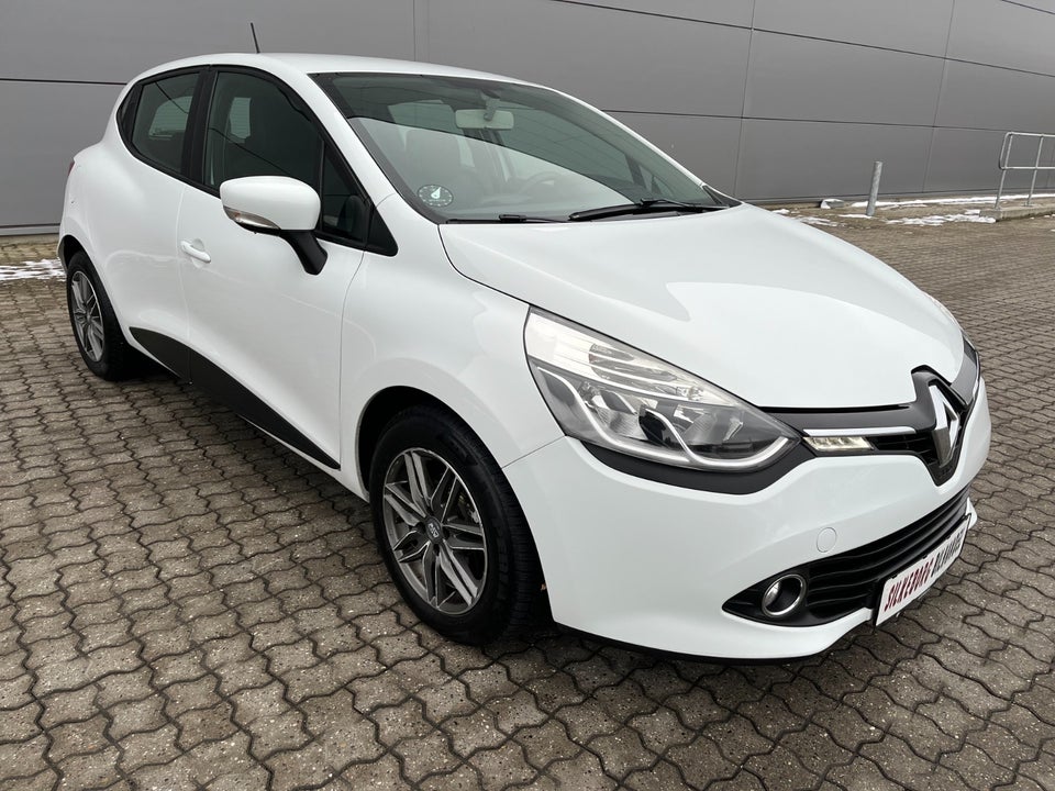 Renault Clio IV 1,5 dCi 90 Expression 5d