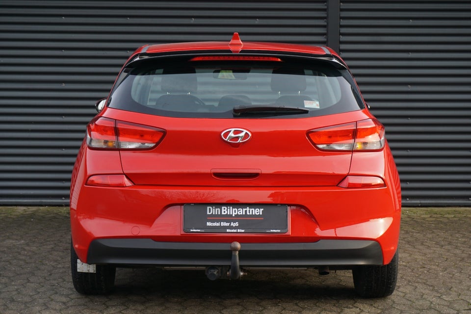 Hyundai i30 1,0 T-GDi Life 5d