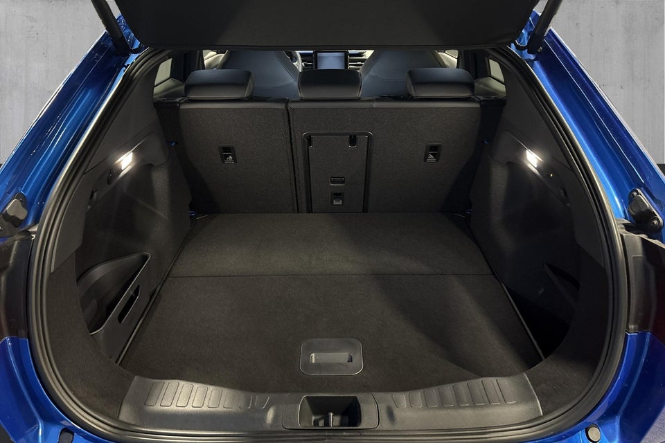 Ford Capri 79 Premium Extended Range AWD 5d