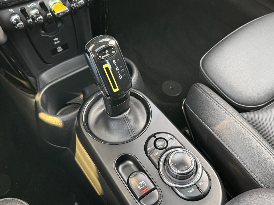 MINI Cooper SE Edition Premium Plus 3d