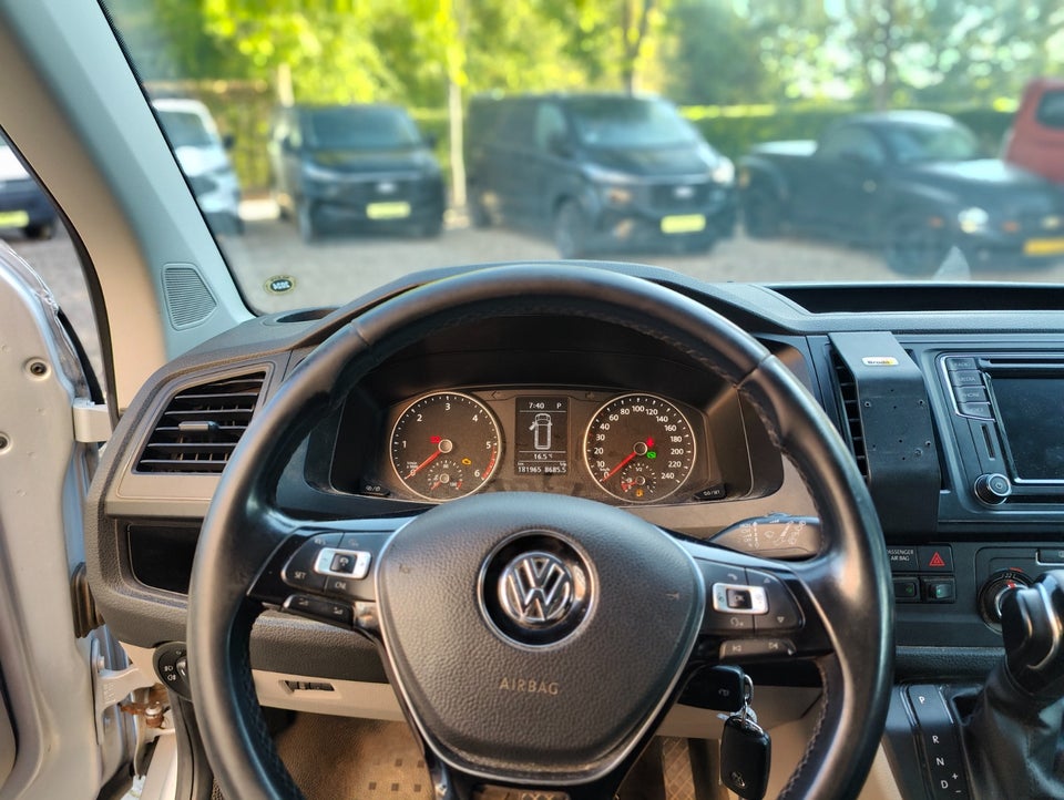 VW Transporter 2,0 TDi 150 Kassevogn DSG lang