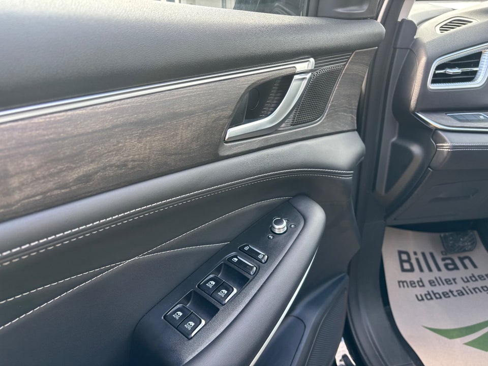 Navor E5 1,5 PHEV Rock 5d