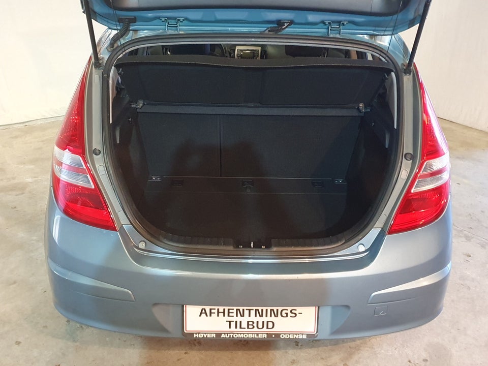 Hyundai i30 1,4 CVVT 109 Comfort 5d