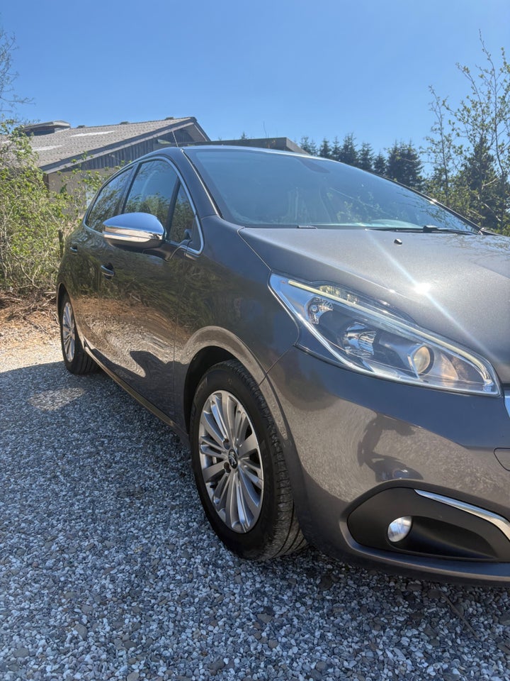 Peugeot 208 1,6 BlueHDi 100 Envy+ 5d