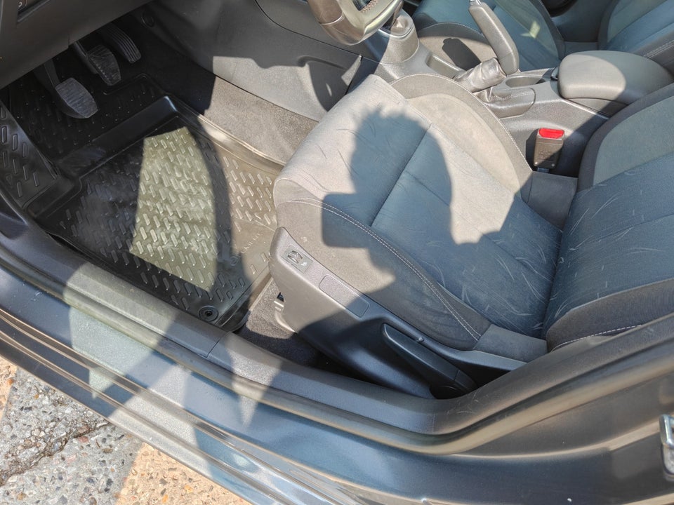 Citroën C4 1,2 PureTech 130 Attraction 5d