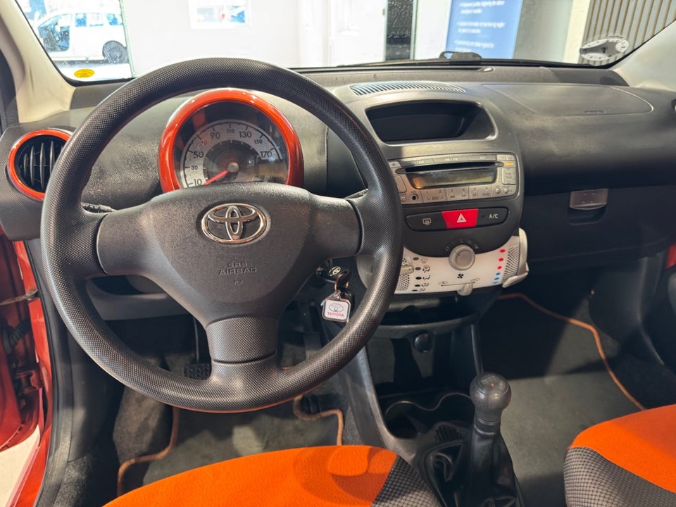 Toyota Aygo 1,0 VVT-i T1 5d