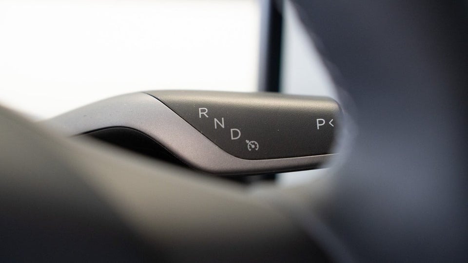 Tesla Model Y Long Range RWD 5d