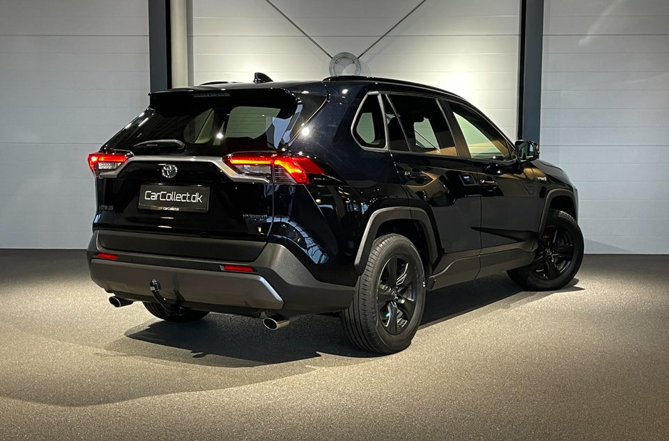 Toyota RAV4 2,5 Hybrid H3 Style MDS 5d