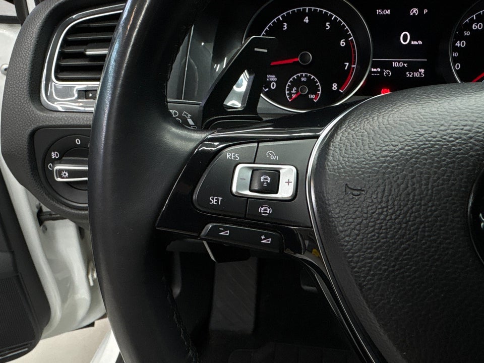 VW Golf VII 1,5 TSi 130 Highline Variant DSG 5d