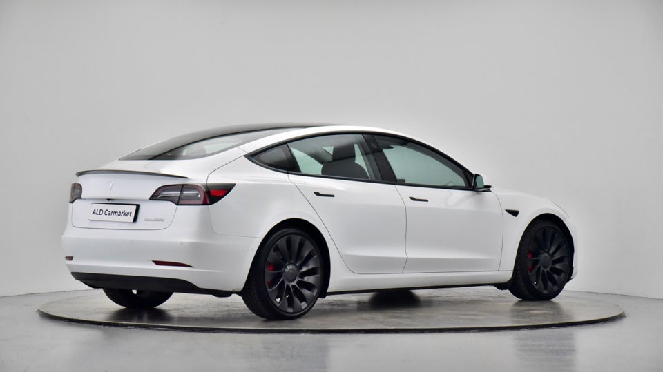 Tesla Model 3 Performance AWD 4d