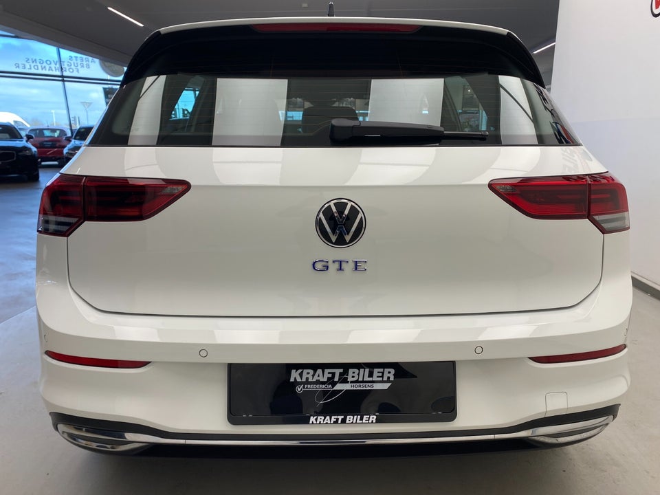 VW Golf VIII 1,4 GTE DSG 5d