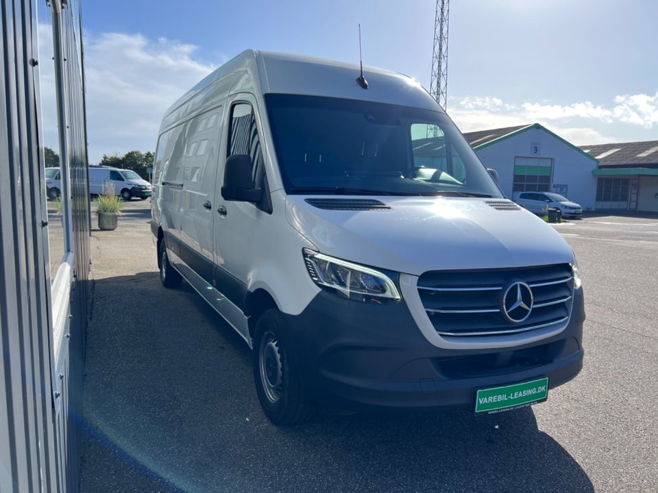 Mercedes Sprinter 319 3,0 CDi A3 Kassevogn aut. RWD