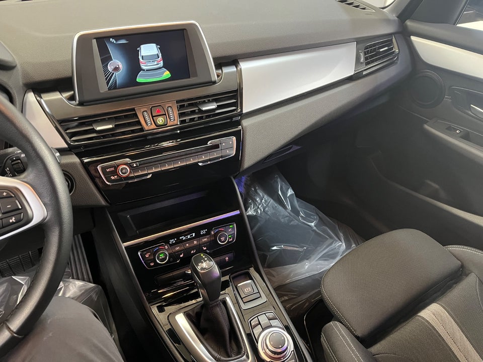 BMW 220i 2,0 Active Tourer Advantage aut. 5d