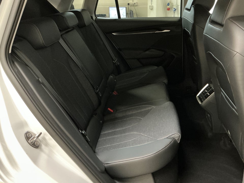 Skoda Elroq 85 iV Loft 5d