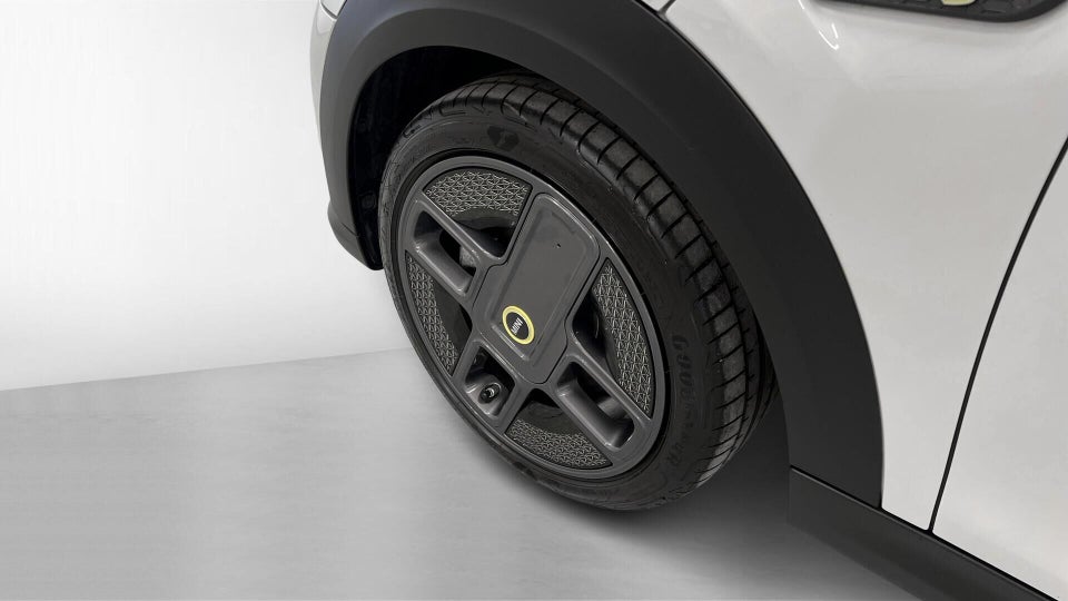 MINI Cooper SE Classic Trim 3d