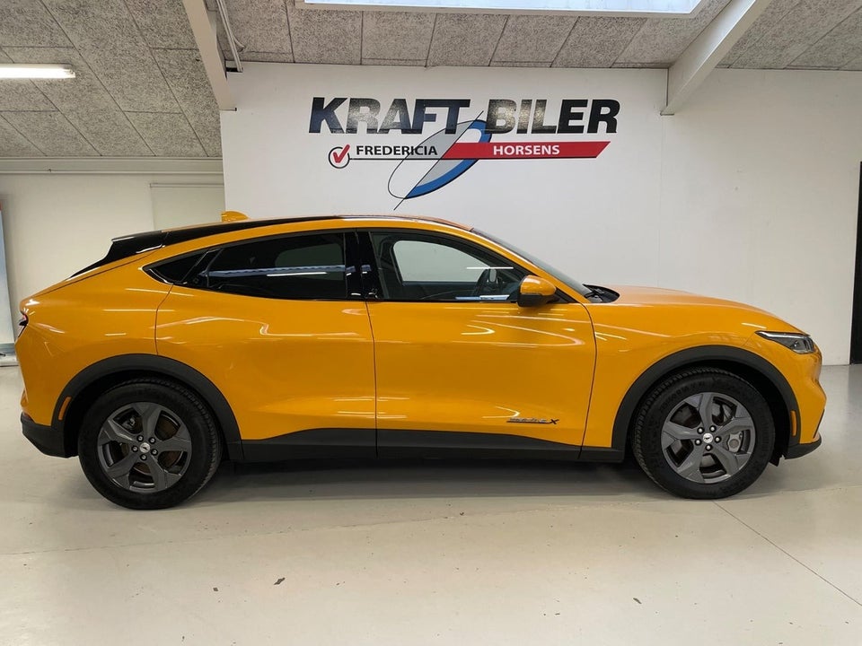 Ford Mustang Mach-E 98 Extended Range 5d