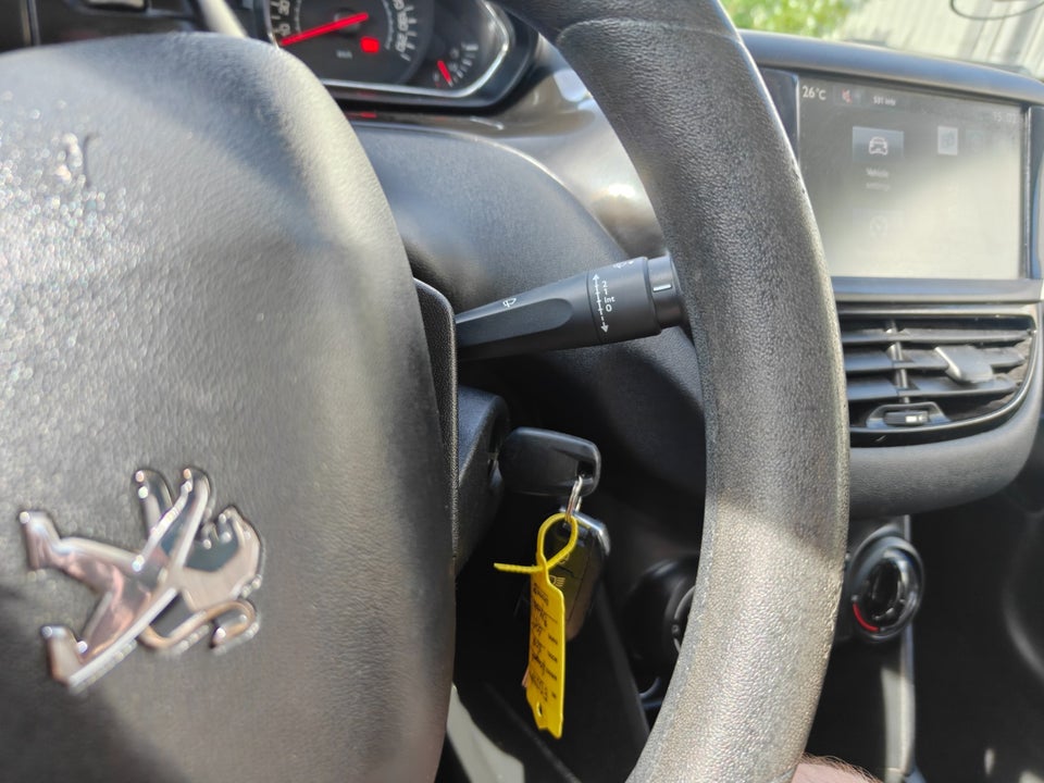 Peugeot 208 1,2 VTi Active 5d