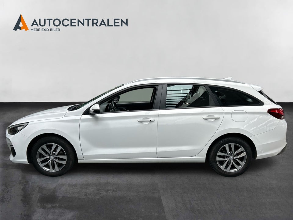 Hyundai i30 1,0 T-GDi Life Komfort stc. 5d