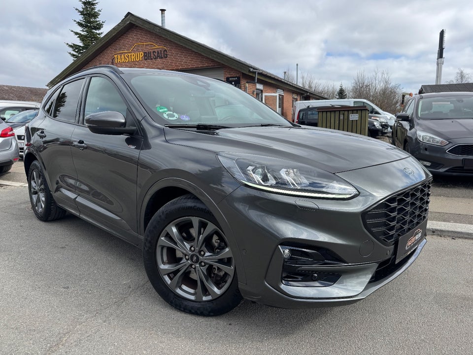 Ford Kuga 2,5 PHEV ST-Line CVT 5d