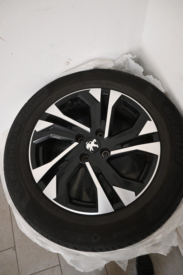 Peugeot 2008 1,5 BlueHDi 130 GT Line EAT8 5d