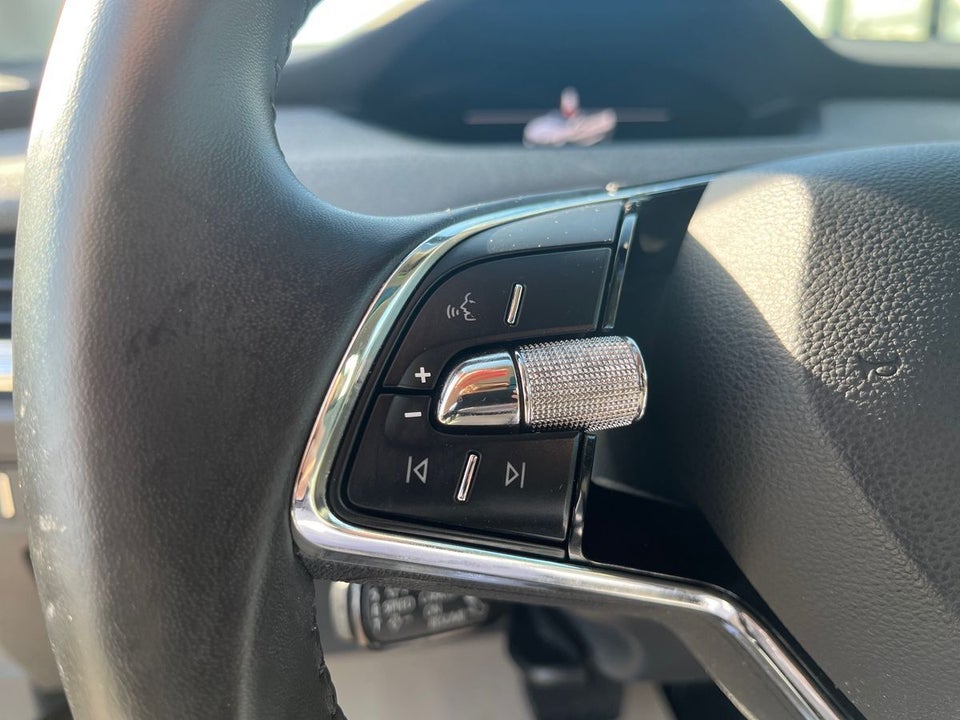 Skoda Enyaq 60 iV Loft 5d