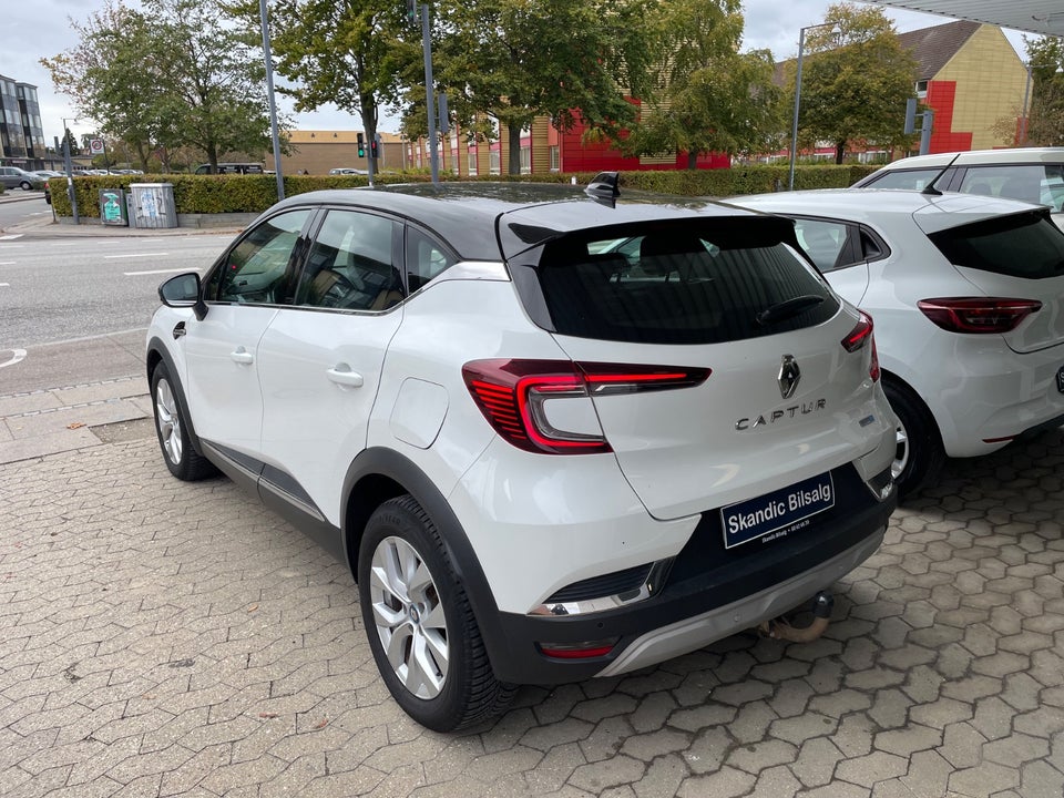 Renault Captur 1,6 E-Tech Intens 5d