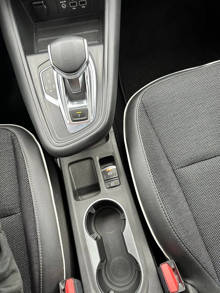 Renault Captur 1,6 E-Tech Intens 5d