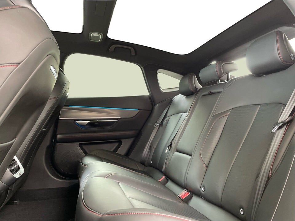 Xpeng P7 Performance 4d