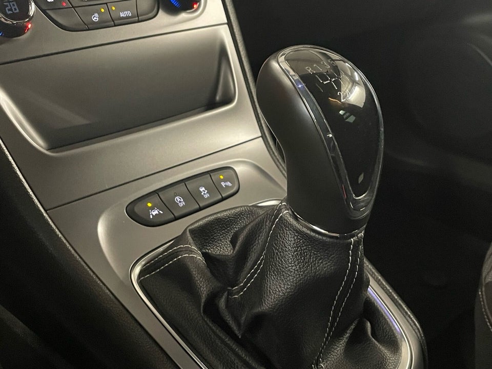 Opel Astra 1,6 CDTi 110 Enjoy Sports Tourer 5d