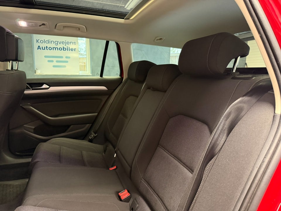 VW Passat 1,6 TDi 120 Comfortline Variant DSG 5d