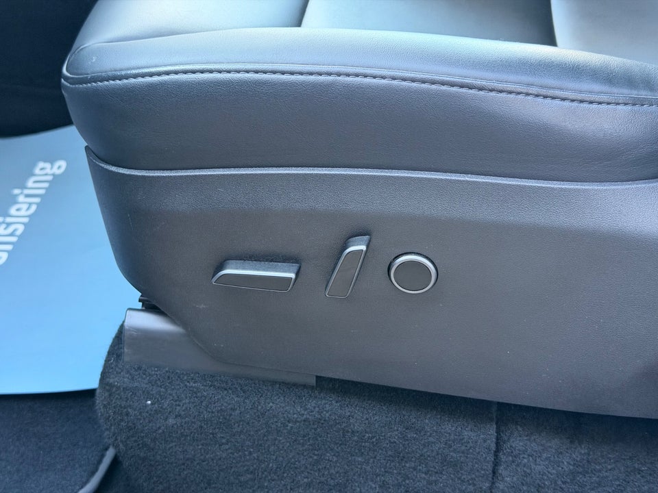 Tesla Model Y Performance AWD 5d