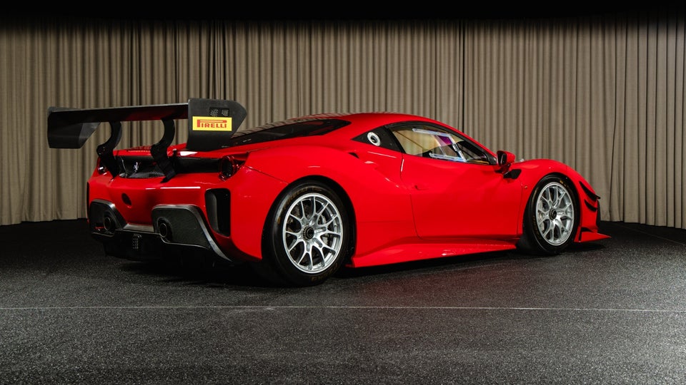 Ferrari 488 GTB 3,9 DCT 2d