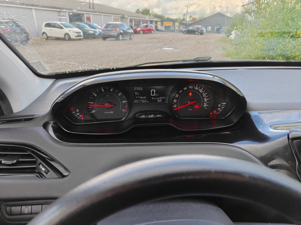Peugeot 208 1,0 VTi Access Air 5d